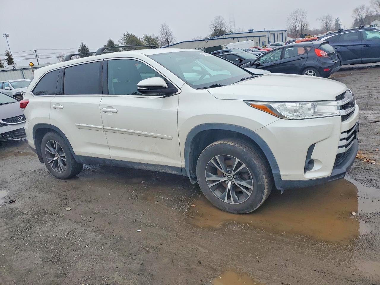 Toyota Highlander Le