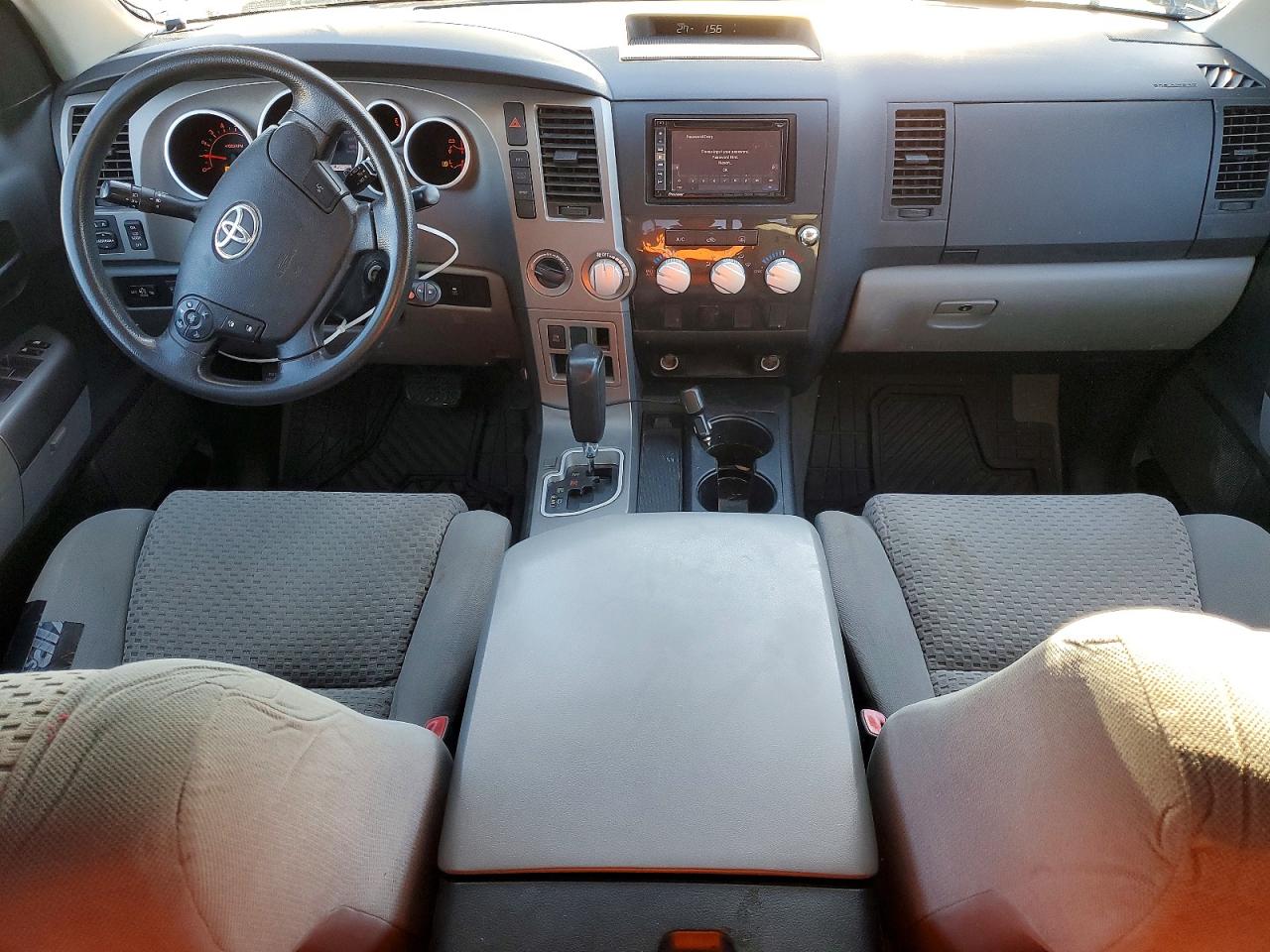 Toyota Tundra Double Cab Sr5