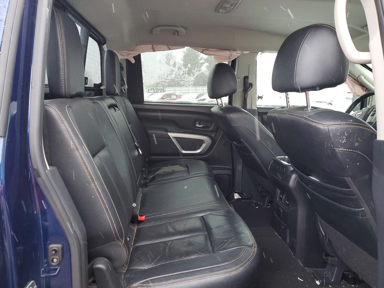 Nissan Titan Sl