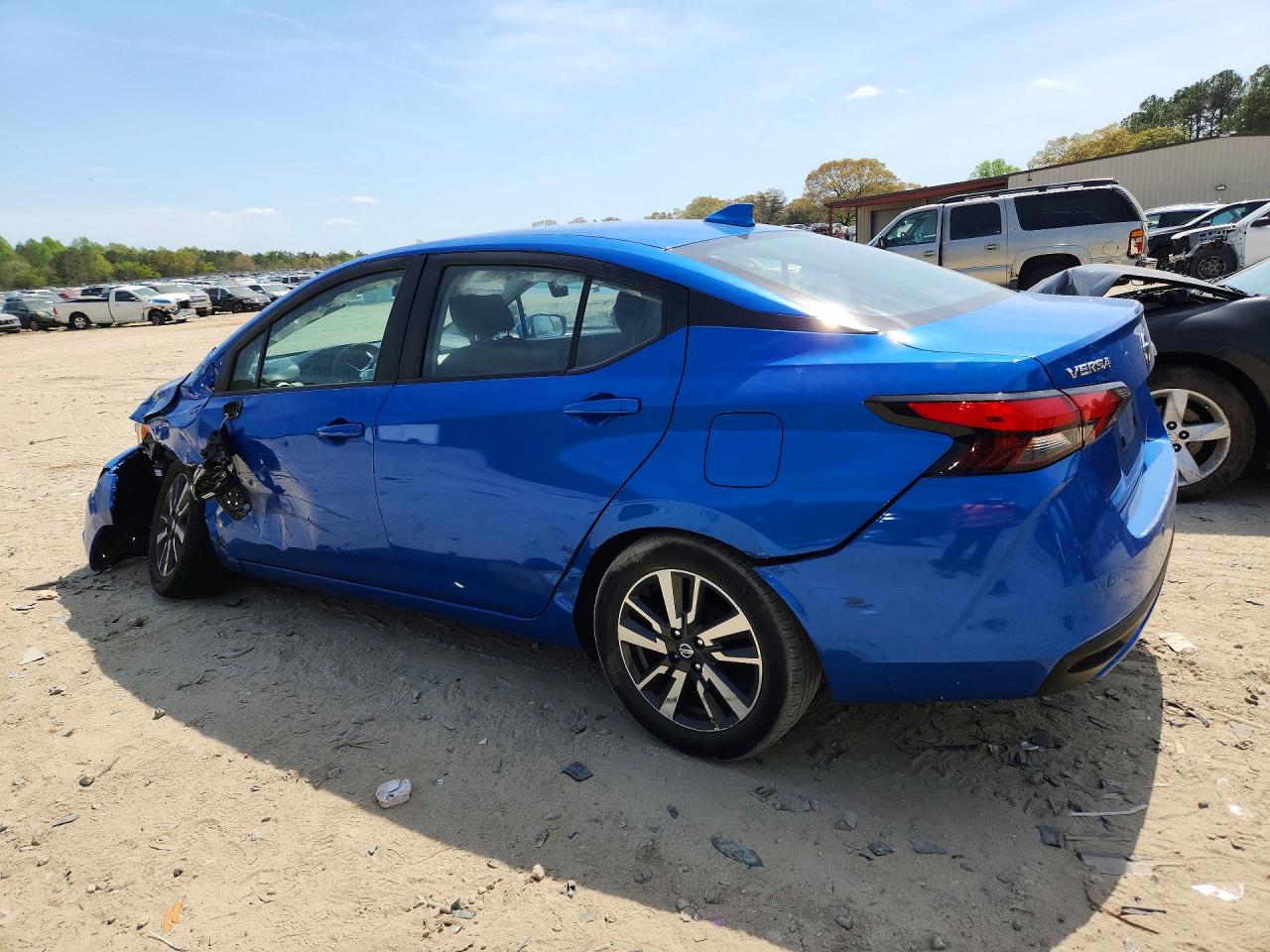 Nissan Versa Sv