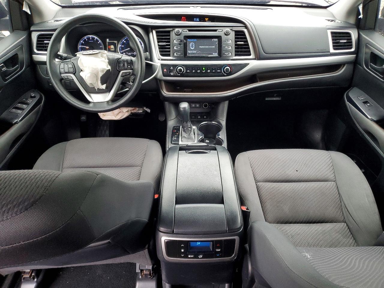Toyota Highlander Le