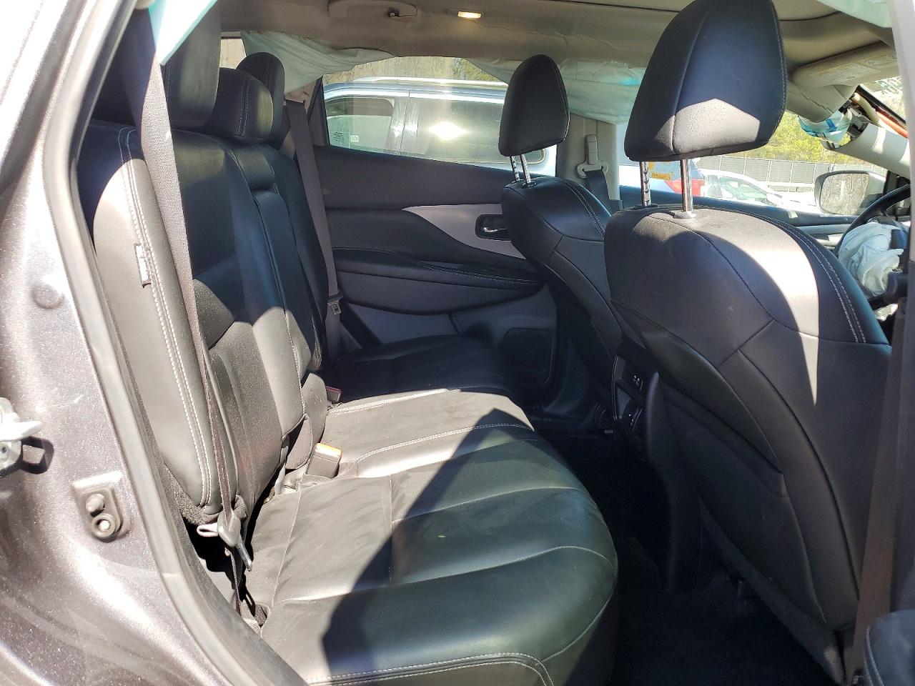 Nissan Murano Sv