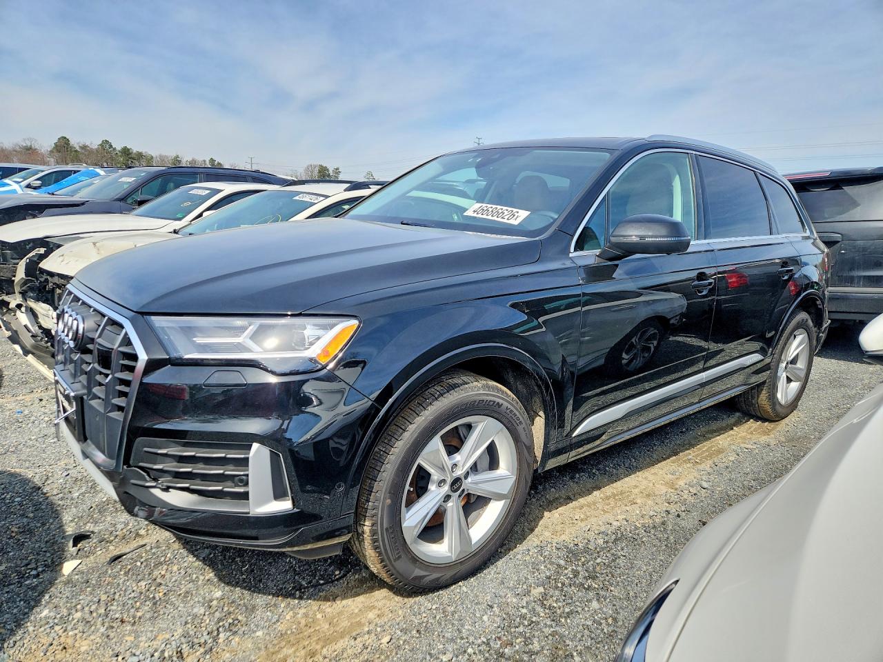 Salvage Audi Q7 Image
