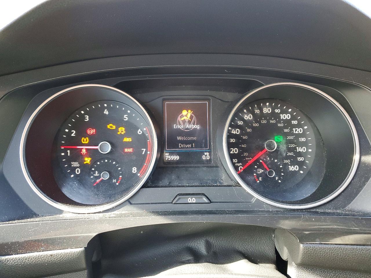 Volkswagen Tiguan S