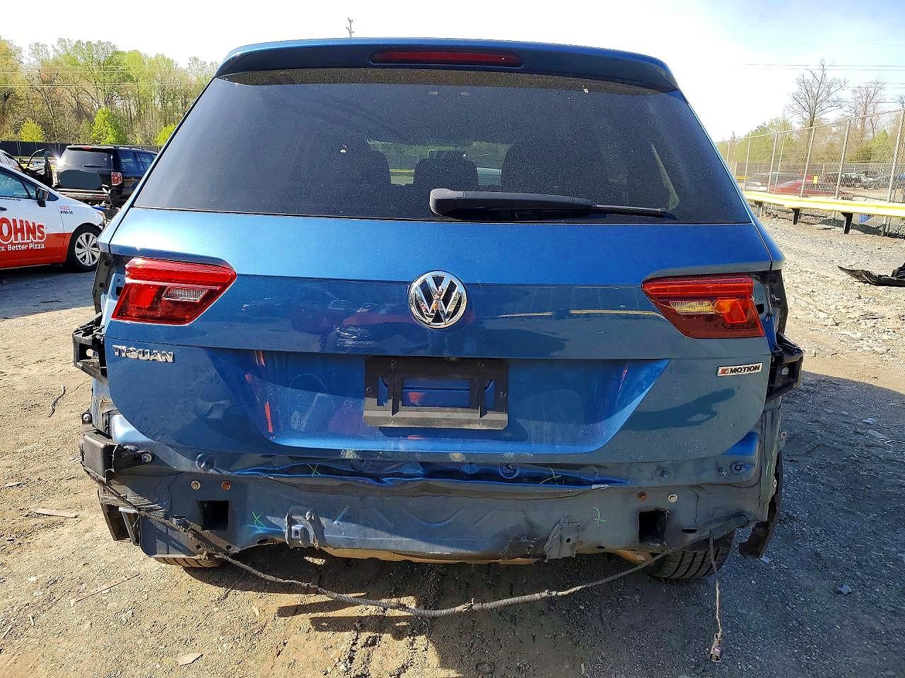 Volkswagen Tiguan S