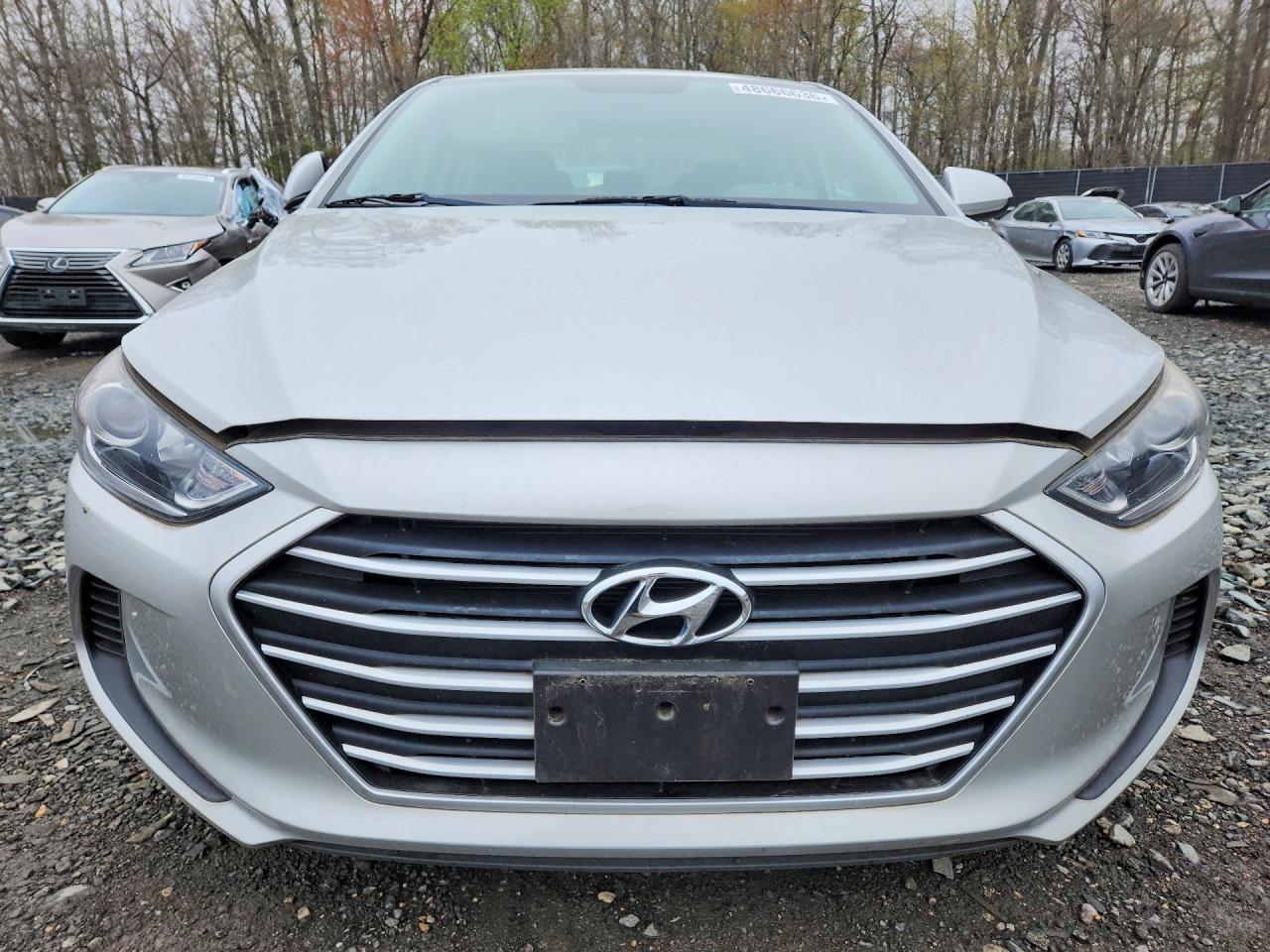 Hyundai ELANTRA Sel