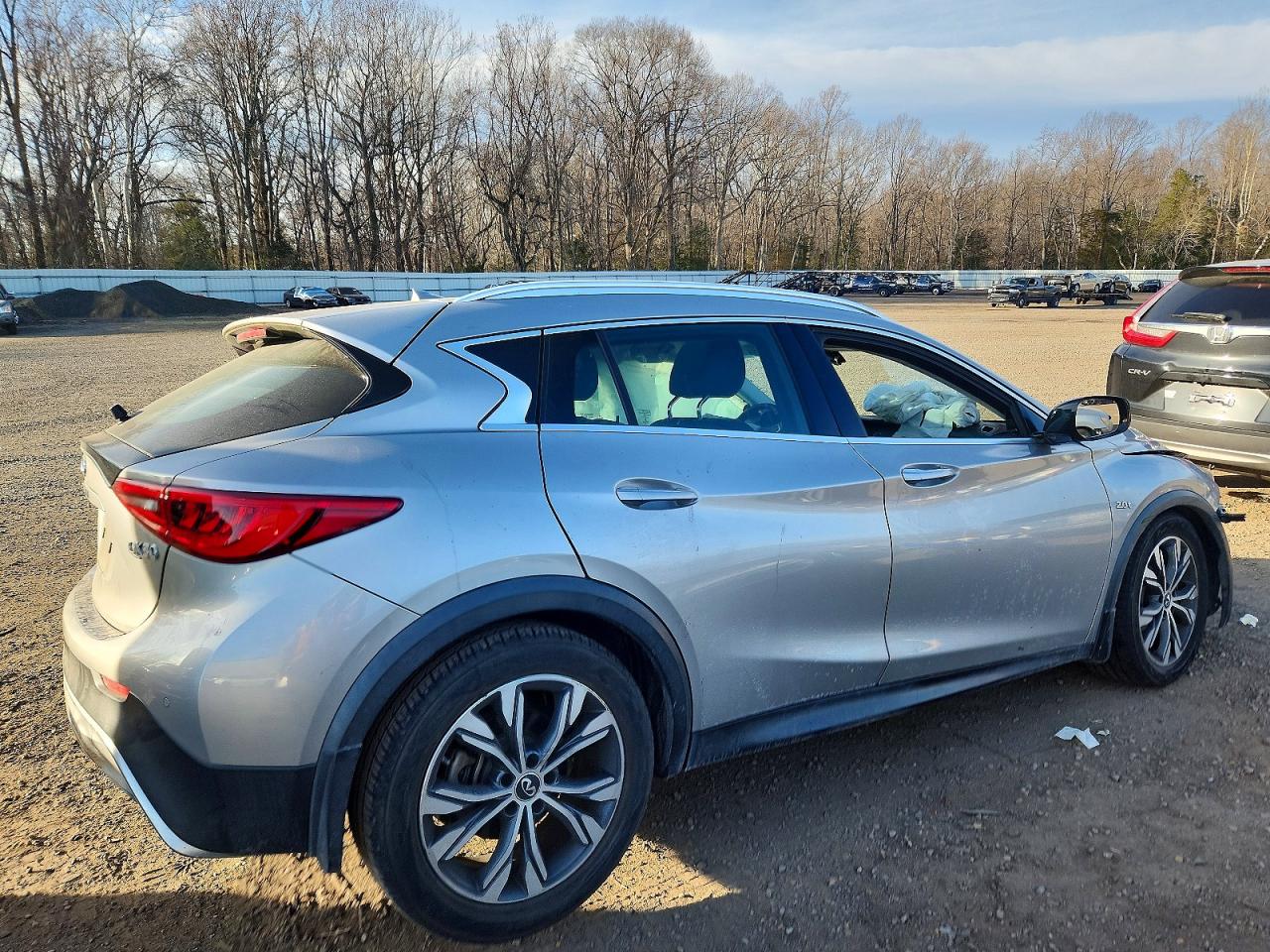 INFINITI Qx