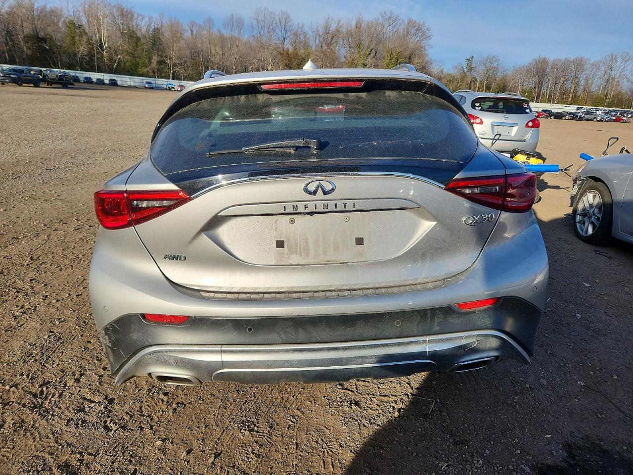 INFINITI Qx