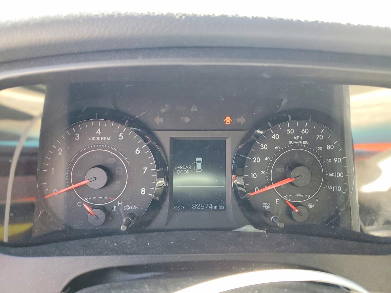 Toyota Sienna Le 8-passenger