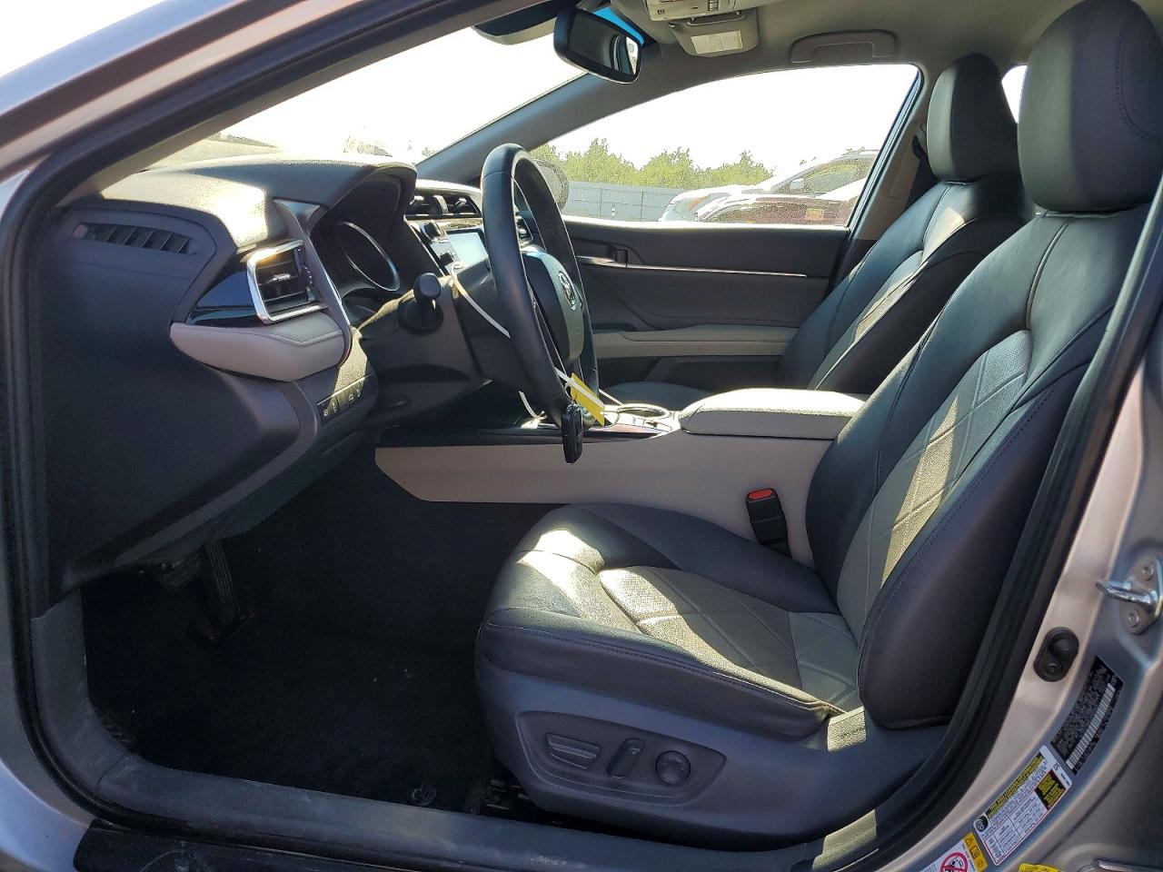 Toyota Camry Xle