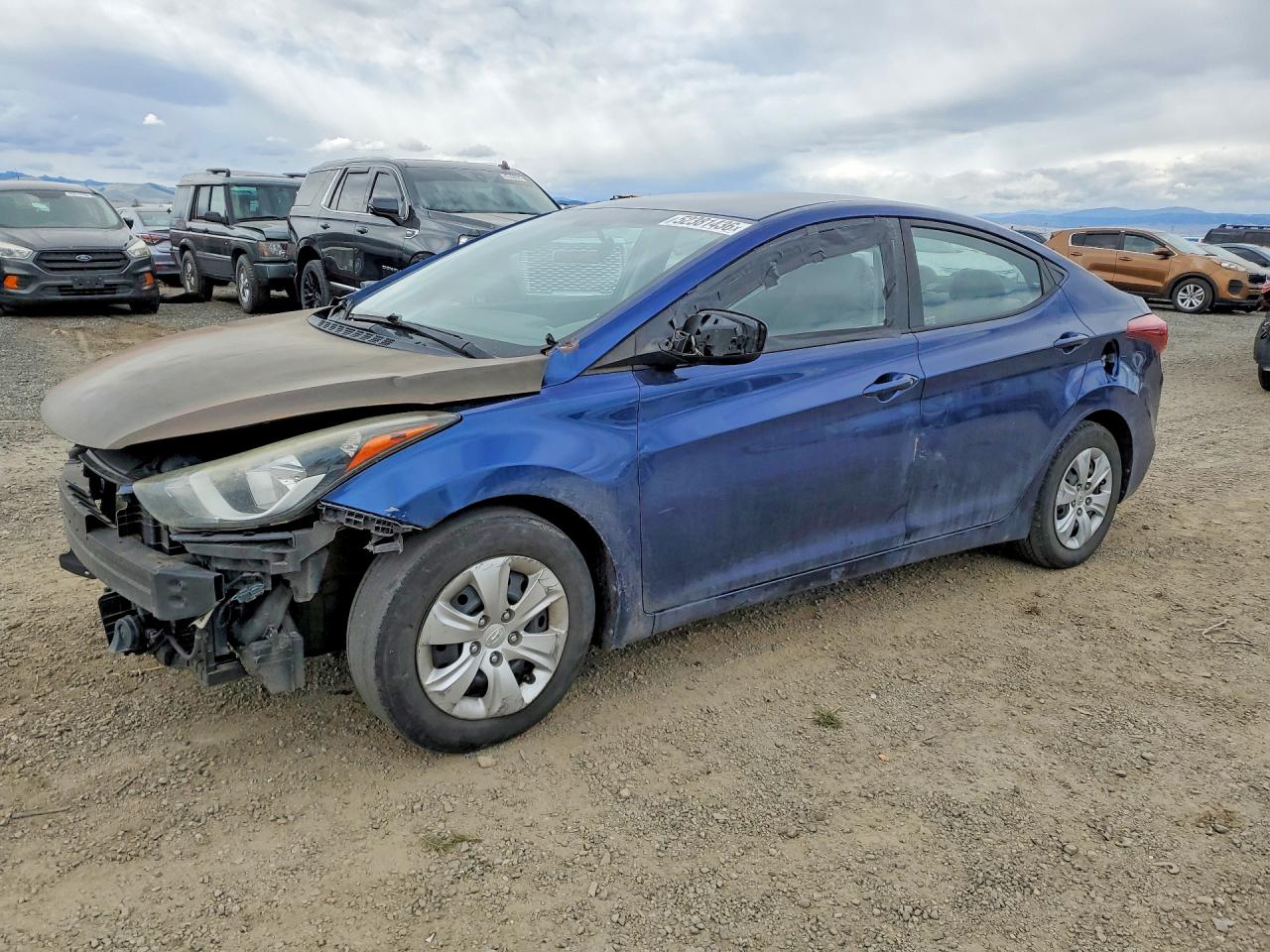 Salvage Hyundai ELANTRA Image