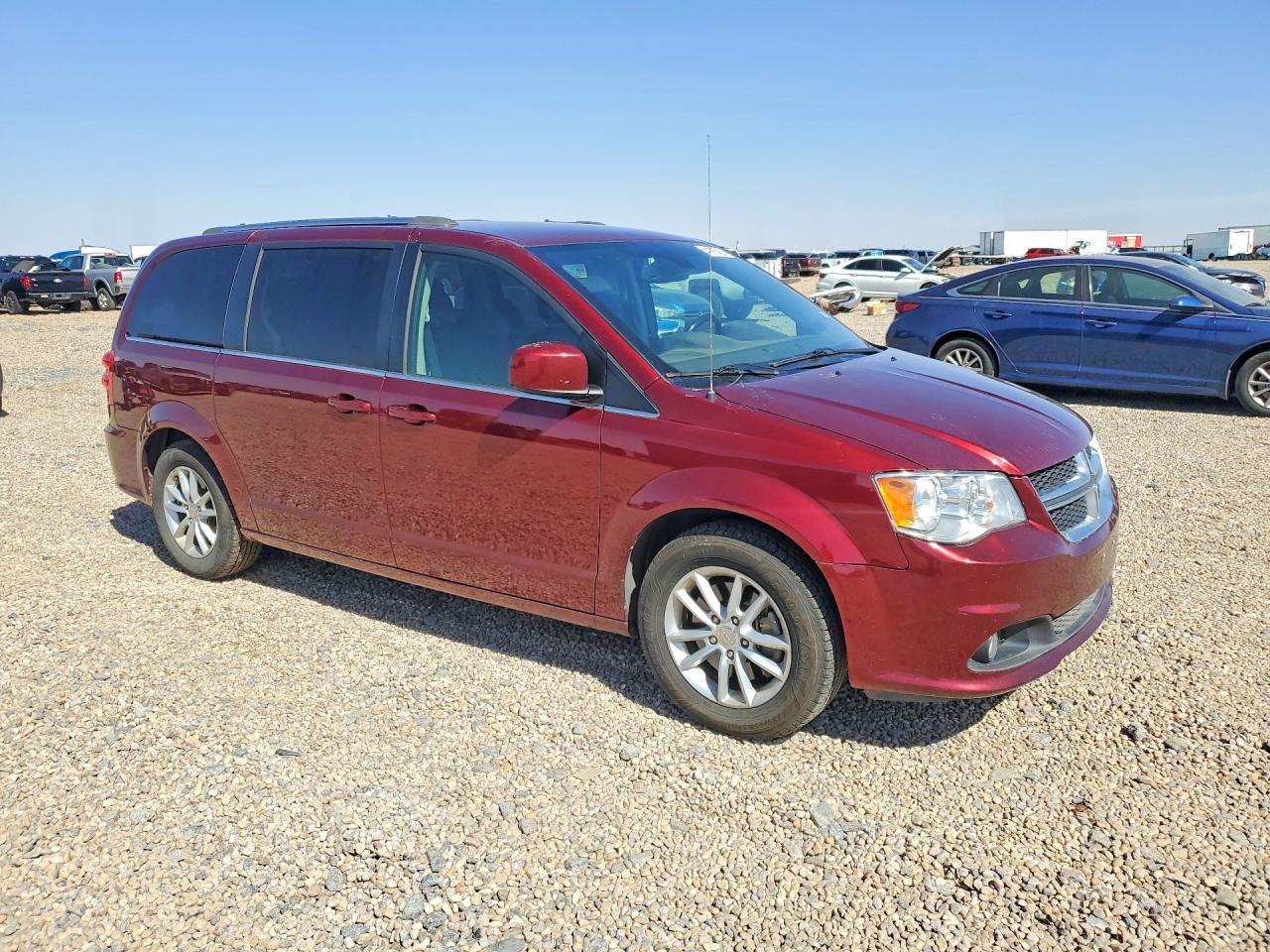 Dodge Caravan Sxt