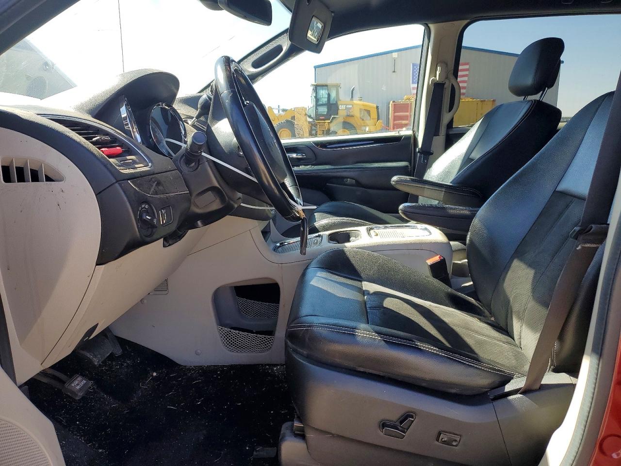 Dodge Caravan Sxt