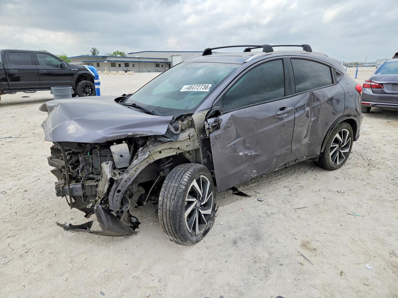 Salvage Honda HR-V Image