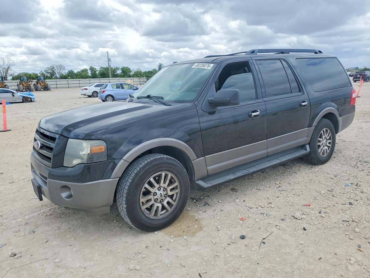 Salvage Ford Expedition Image