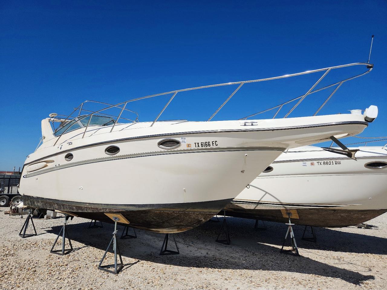 Salvage Maxum 3000scr Image