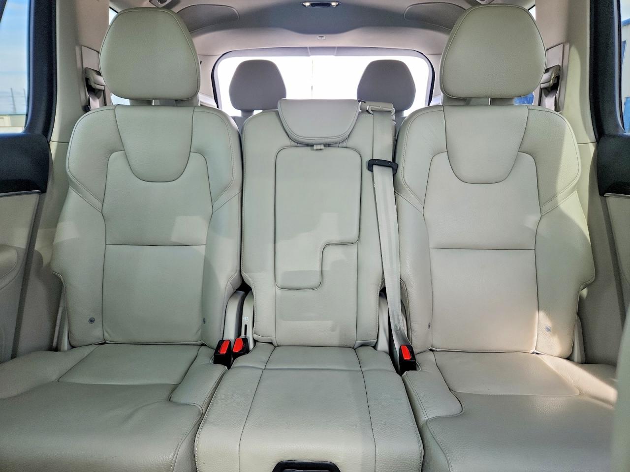 Volvo XC90 T5 Momentum