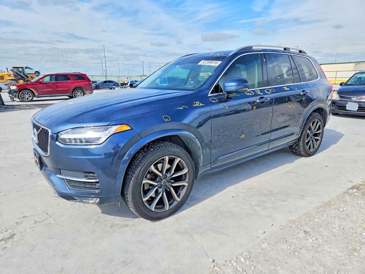 Salvage Volvo XC90 Image
