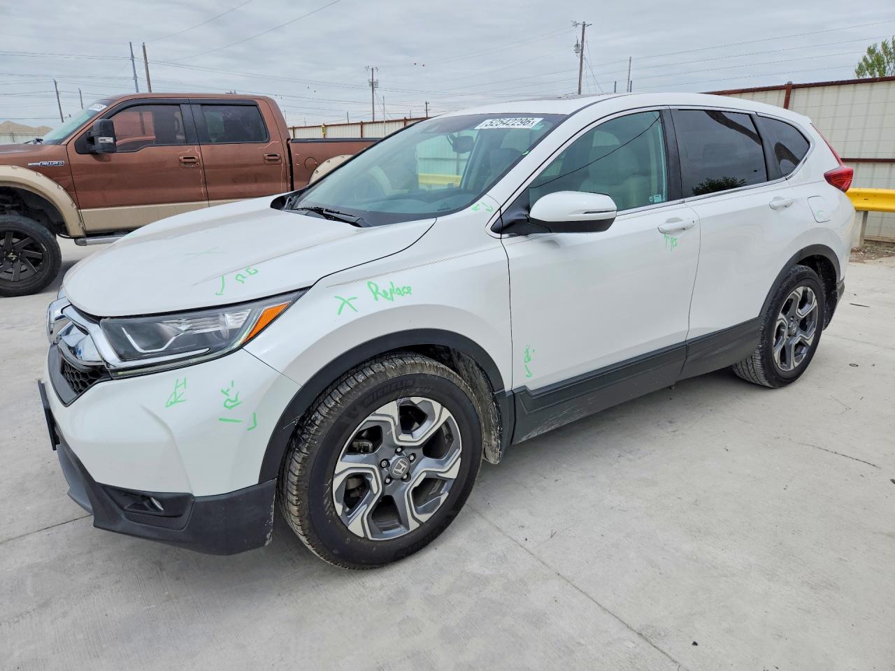 Salvage Honda Crv Image