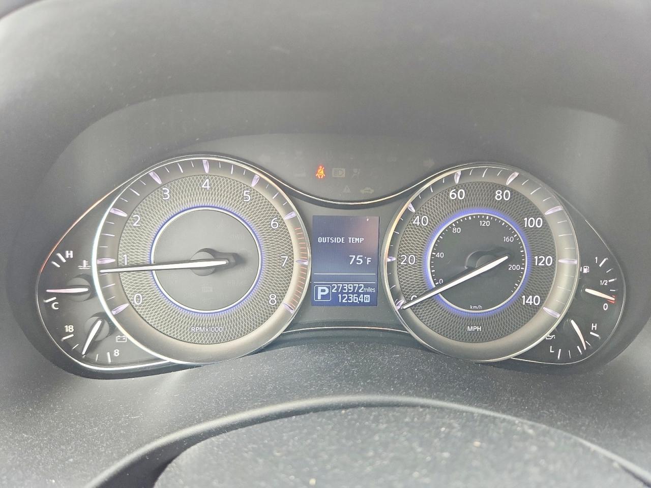 INFINITI Qx Base