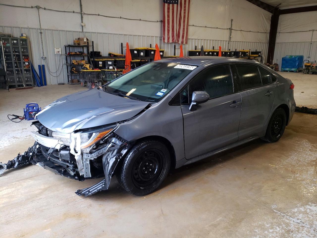 Salvage Toyota Corolla Image