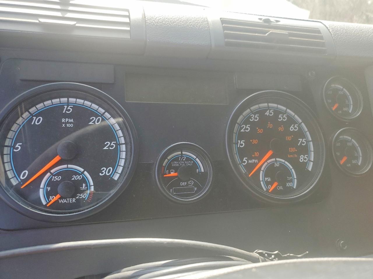 Freightliner Cascadia 125