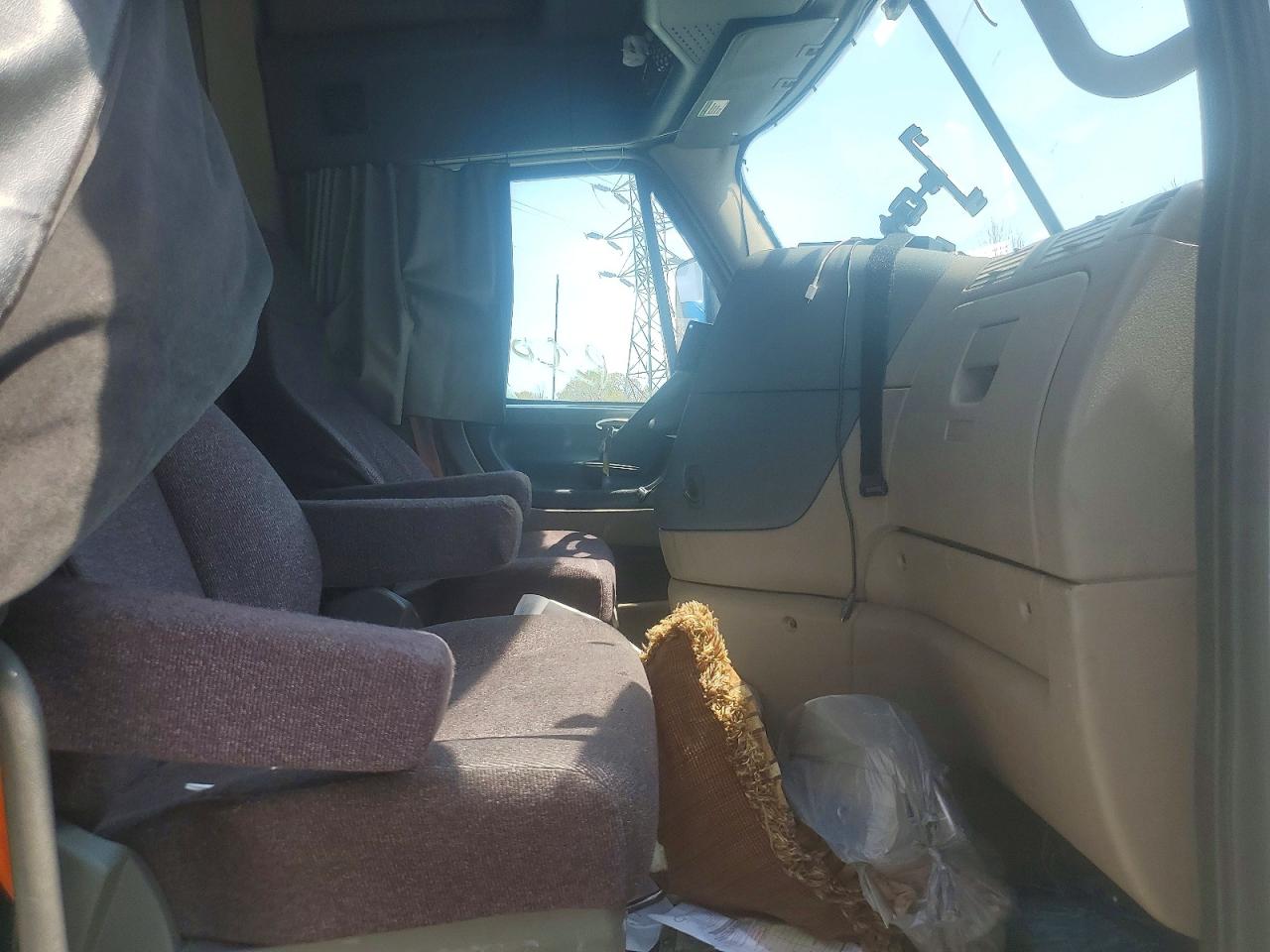 Freightliner Cascadia 125