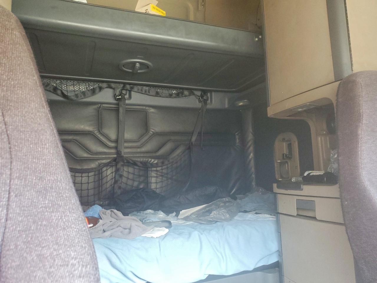 Freightliner Cascadia 125