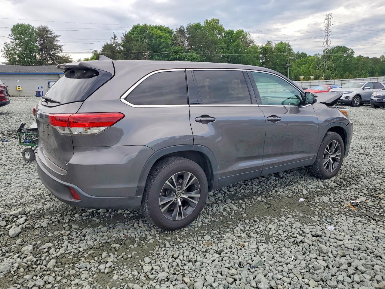 Toyota Highlander Le Plus