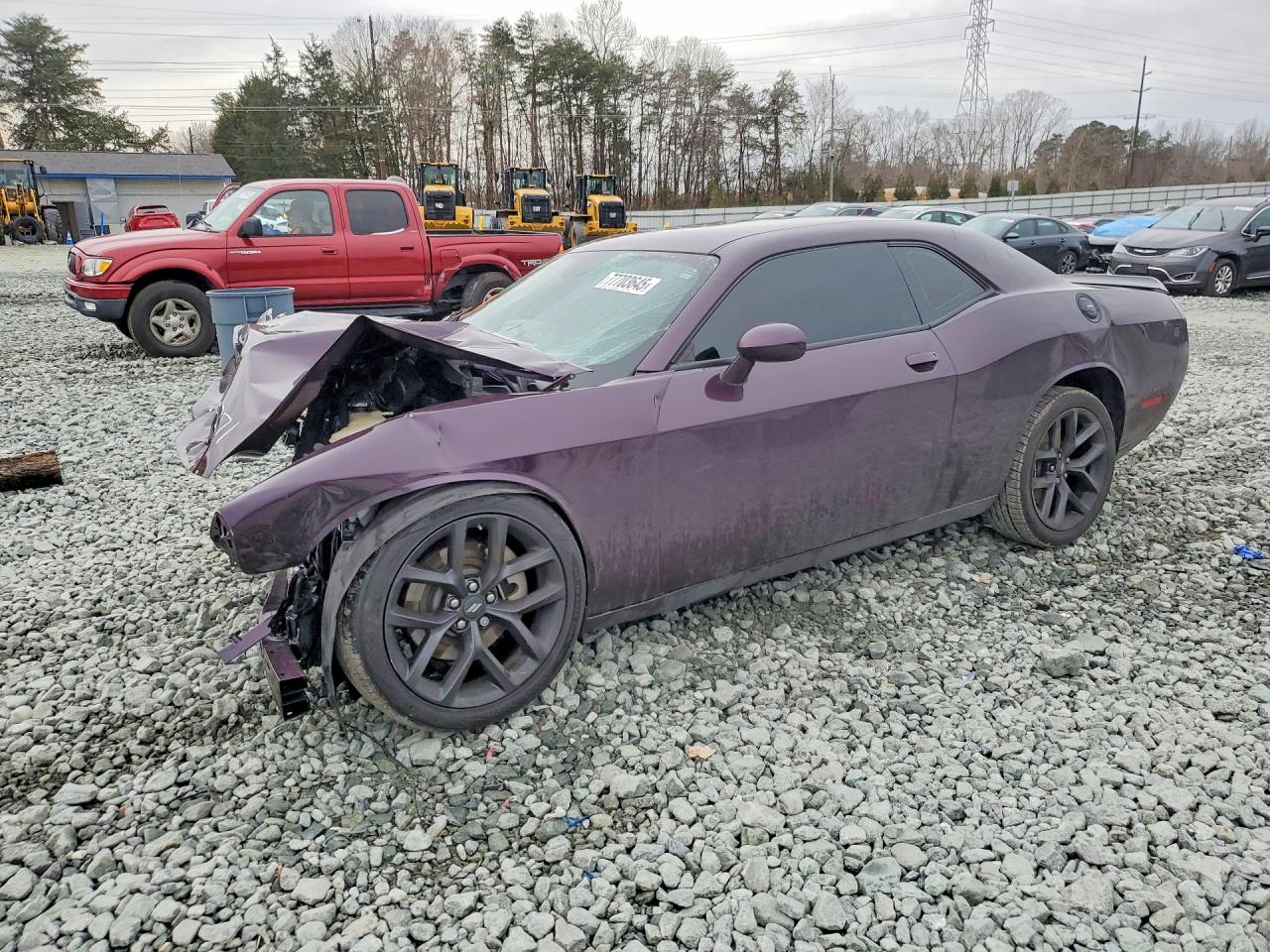 Salvage Dodge Challenger Image