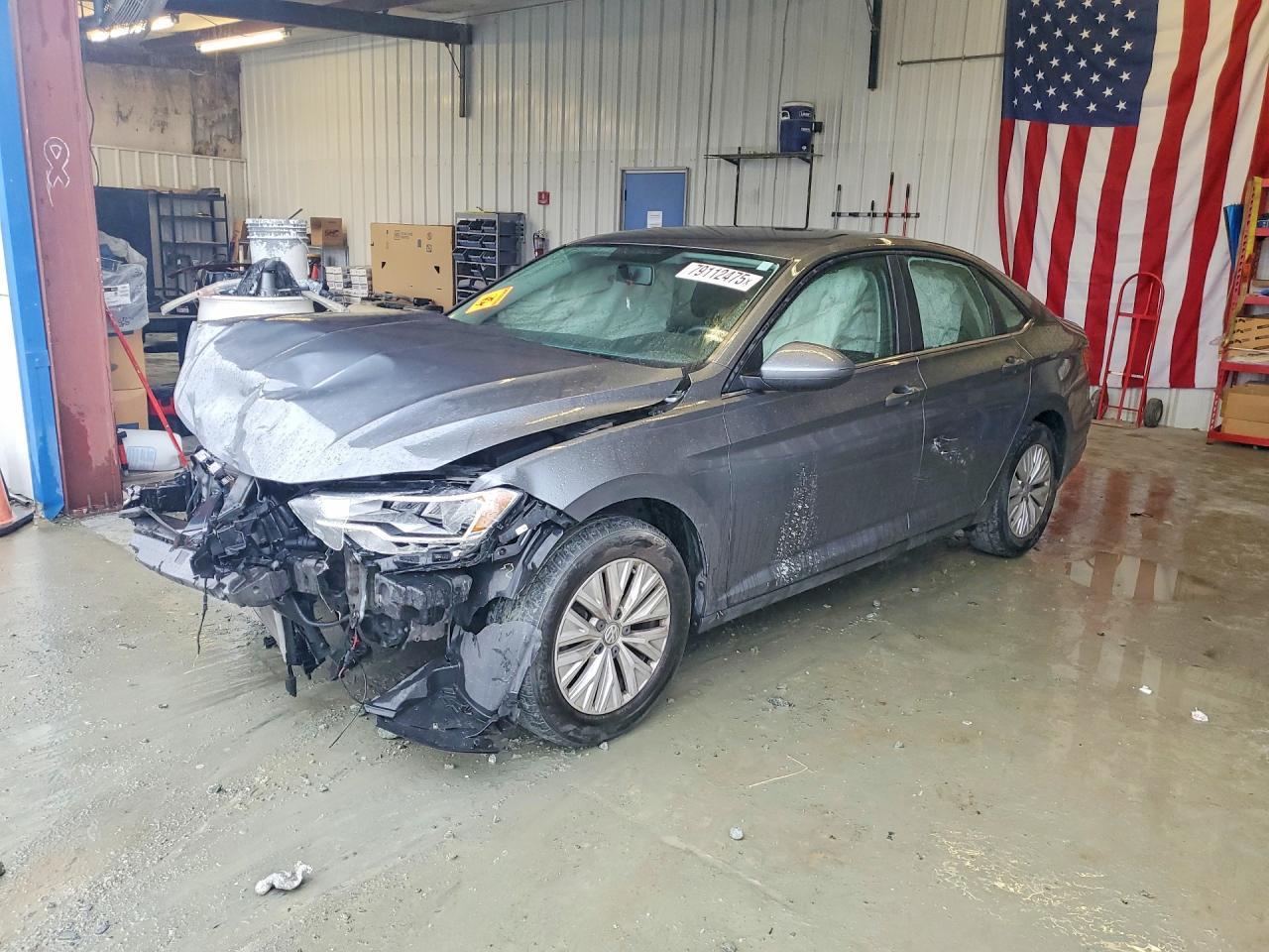 Salvage Volkswagen Jetta Image