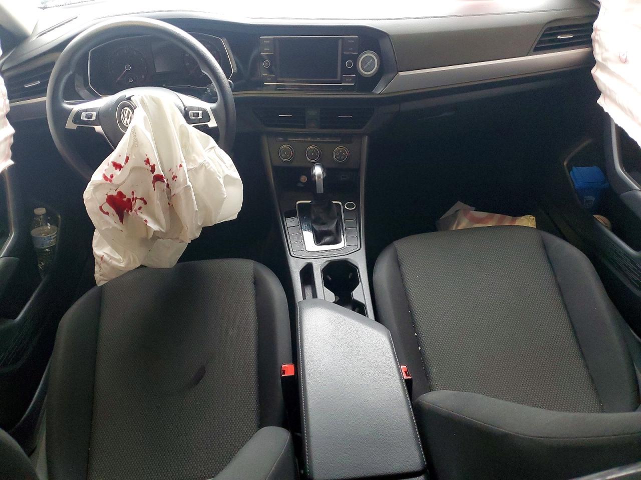 Volkswagen Jetta S