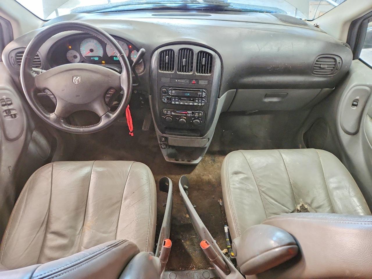 Dodge Caravan Sxt