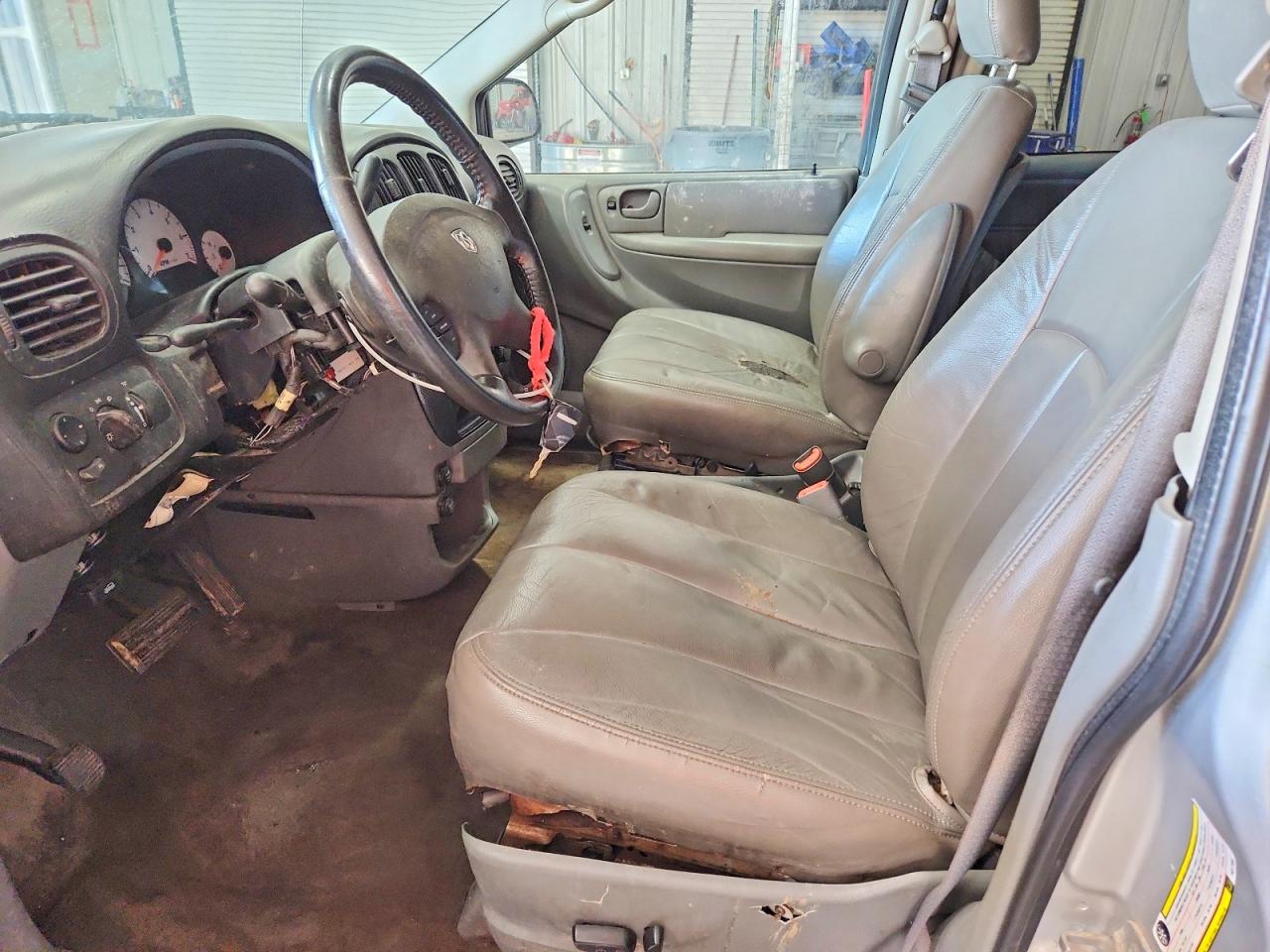 Dodge Caravan Sxt
