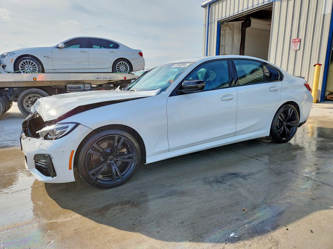 Salvage BMW 3 Series Image