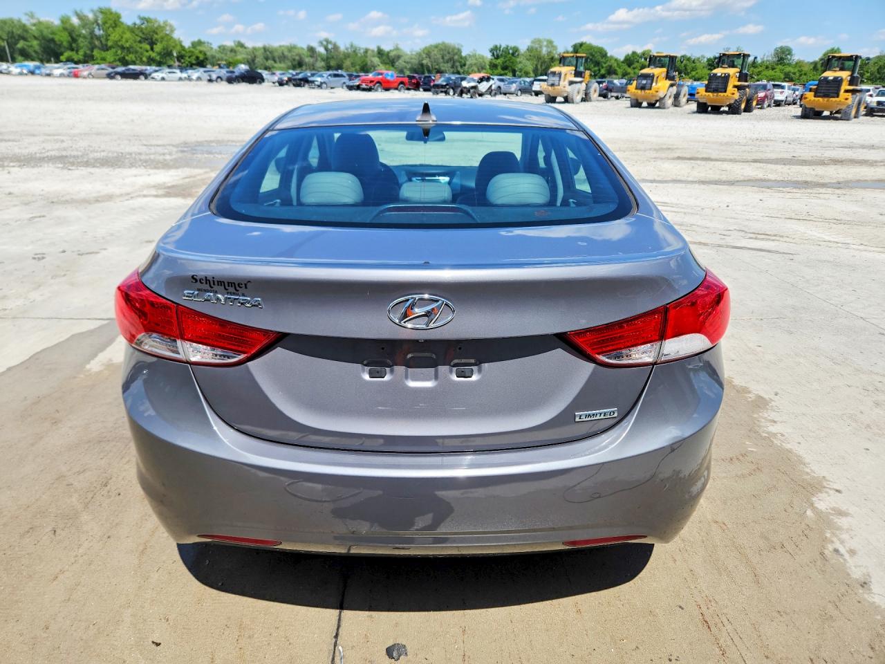 Hyundai ELANTRA Limited