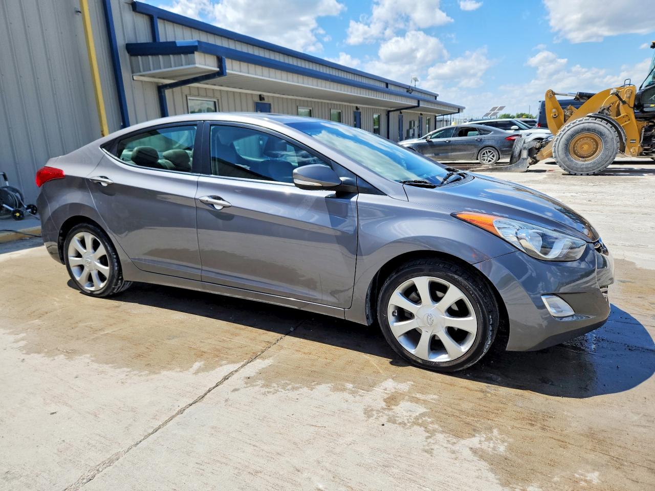 Hyundai ELANTRA Limited