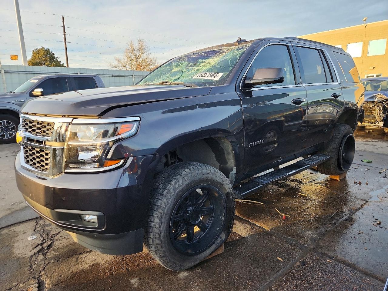 Salvage Chevrolet Tahoe Image