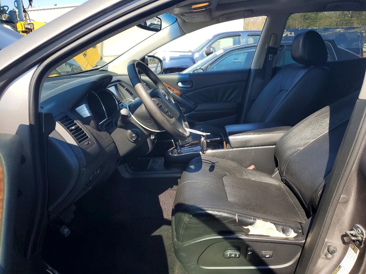 Nissan Murano S