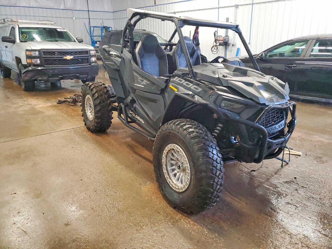 Salvage Polaris RZR Image