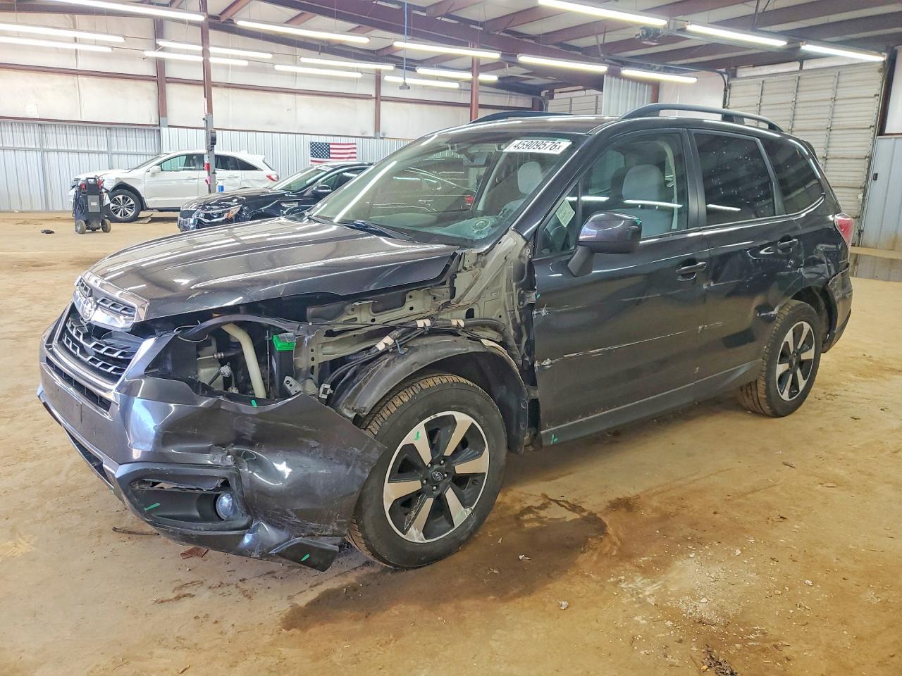 Salvage Subaru Forester Image