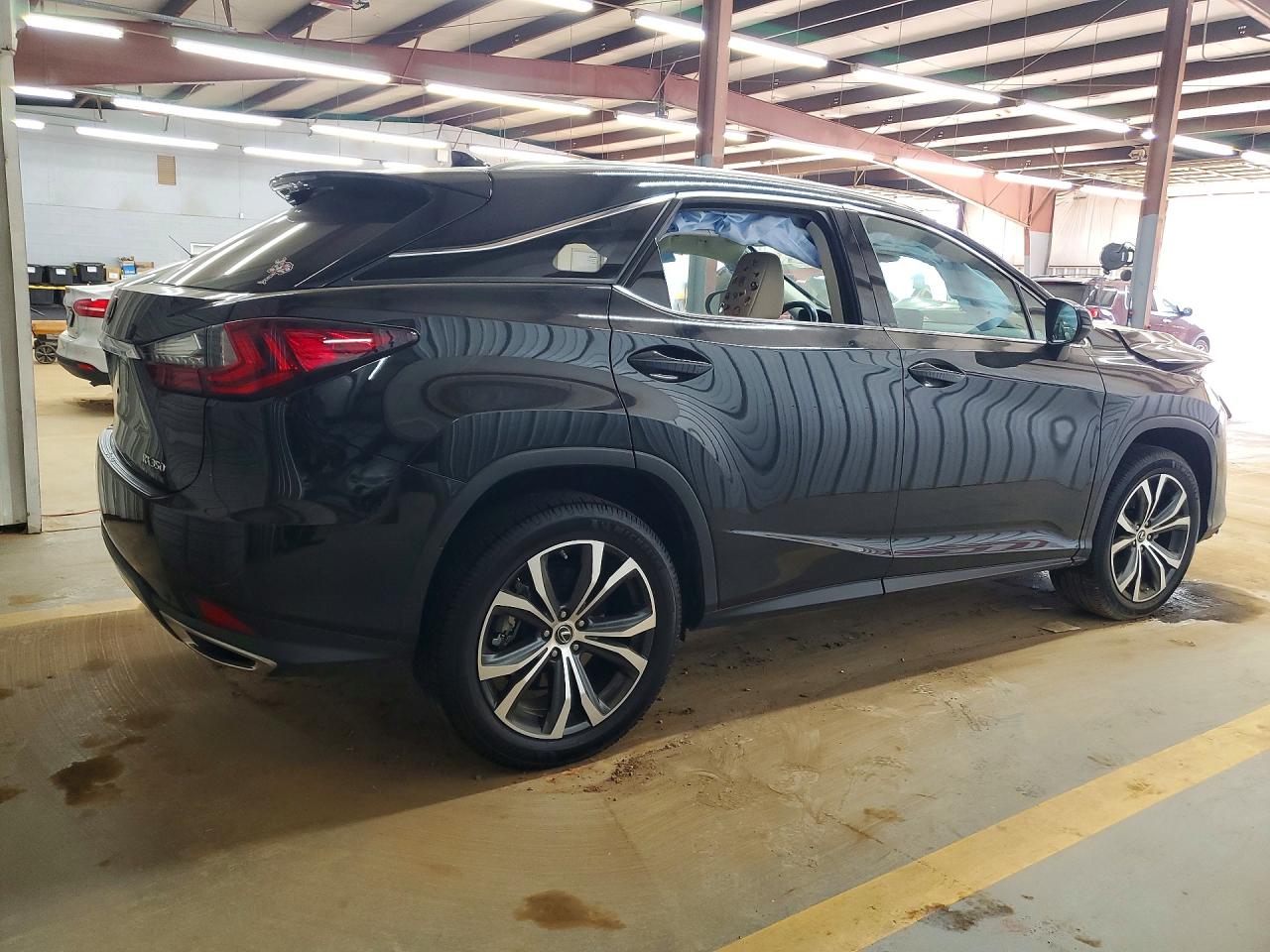 Lexus RX Base