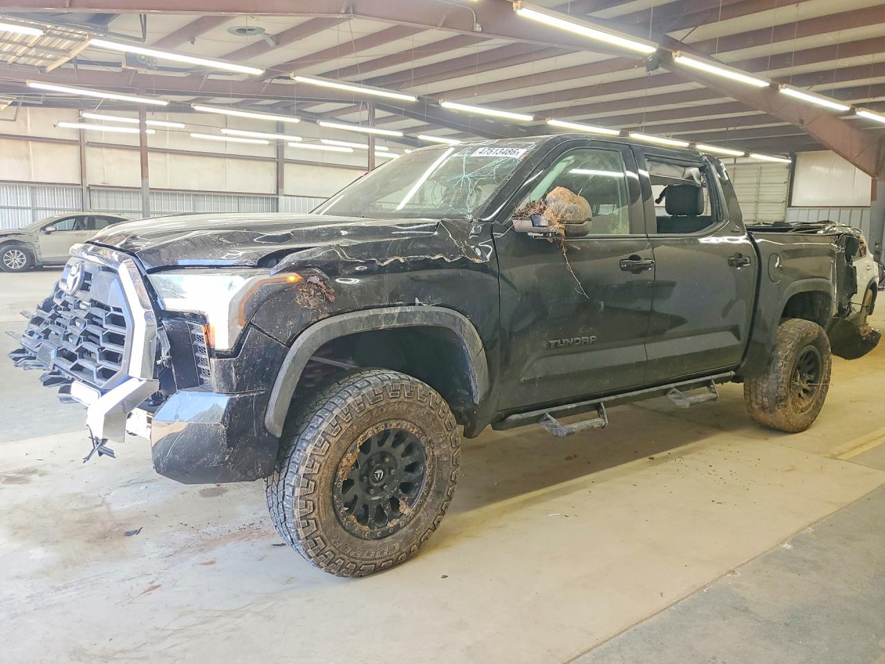 Salvage Toyota Tundra Image