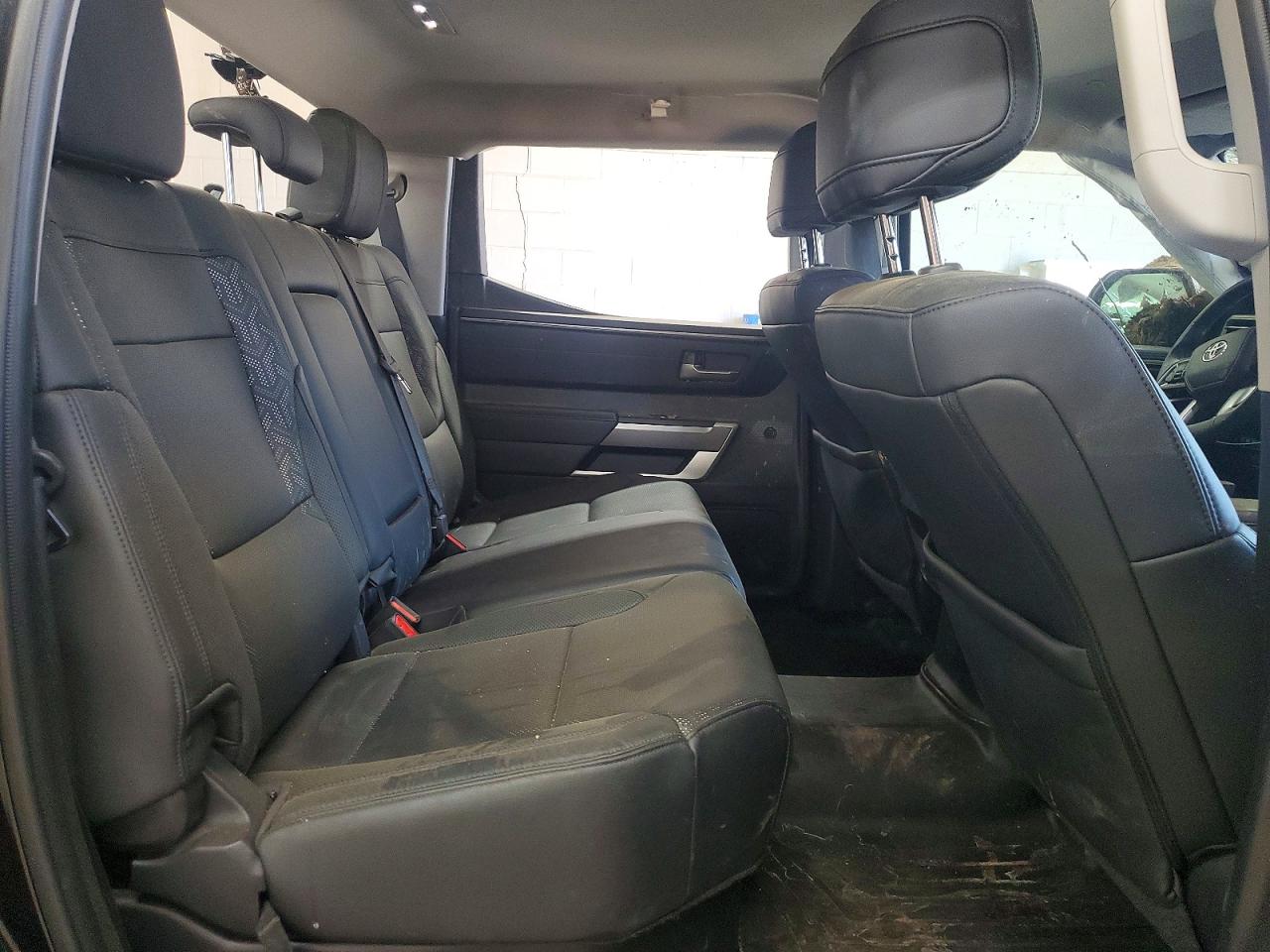 Toyota Tundra Sr5
