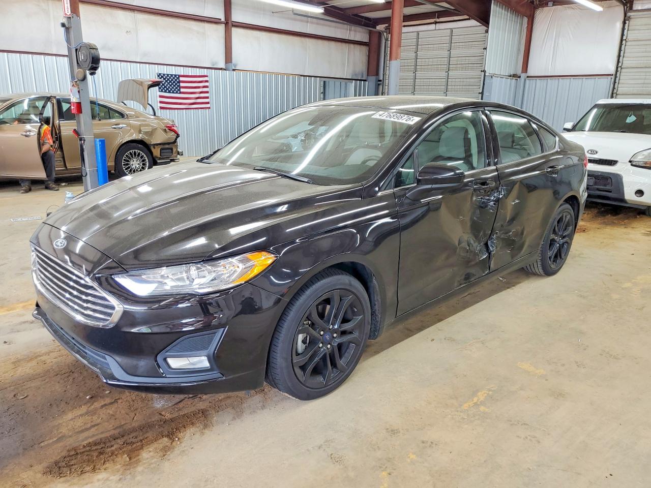 Salvage Ford Fusion Image