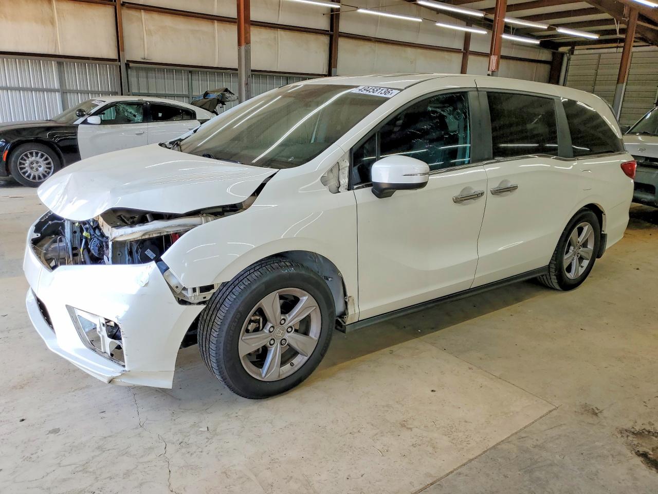 Salvage Honda Odyssey Image