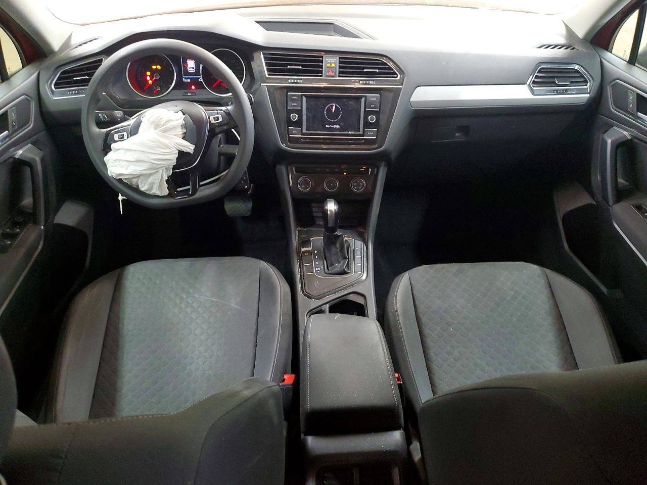 Volkswagen Tiguan S