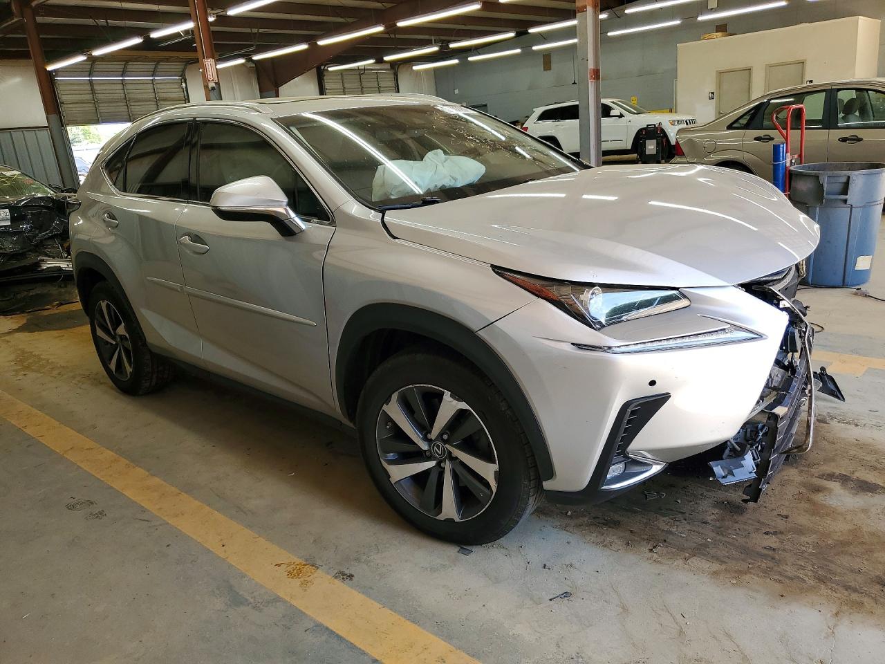 Lexus NX 300h