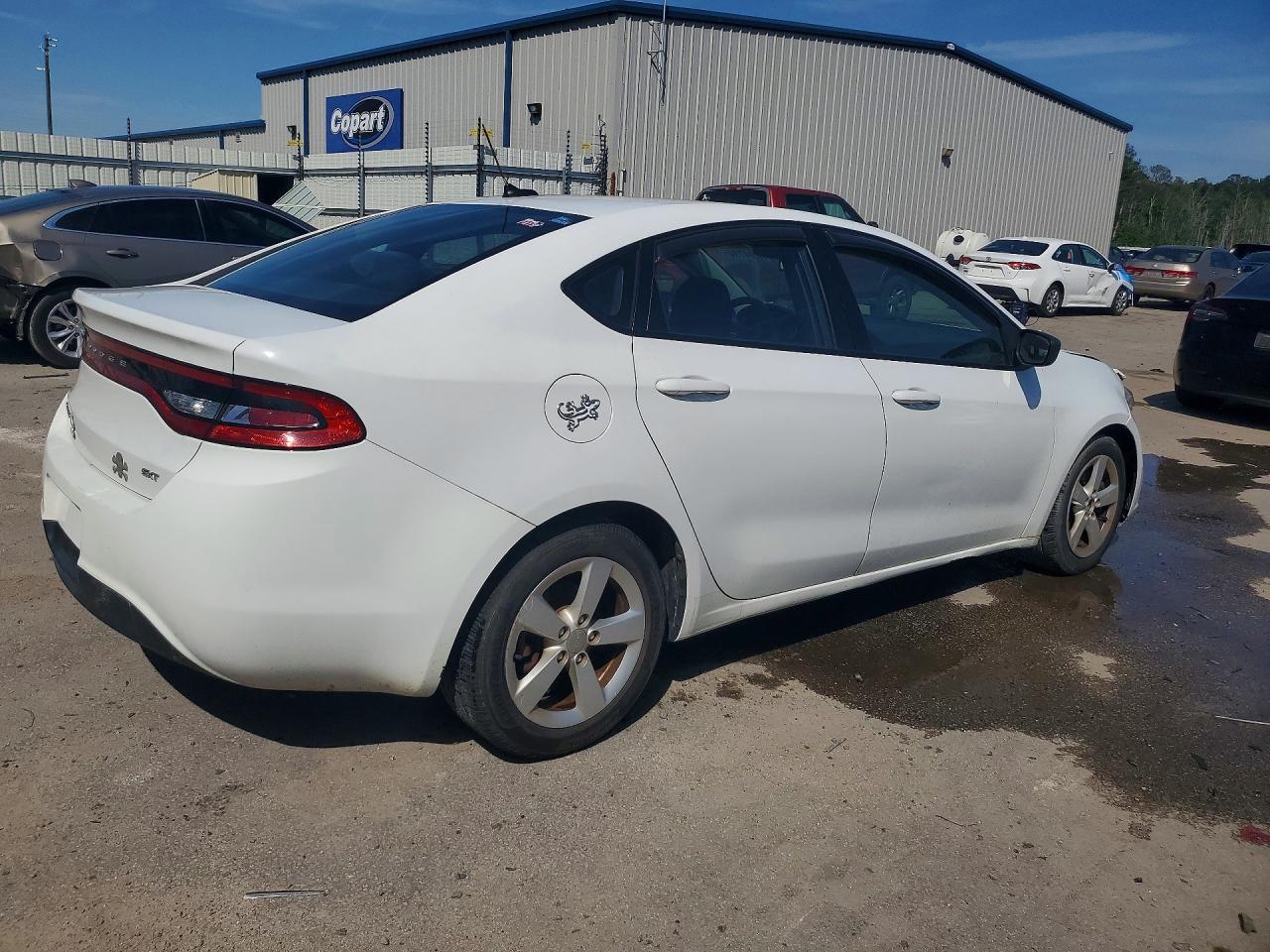 Dodge Dart Sxt