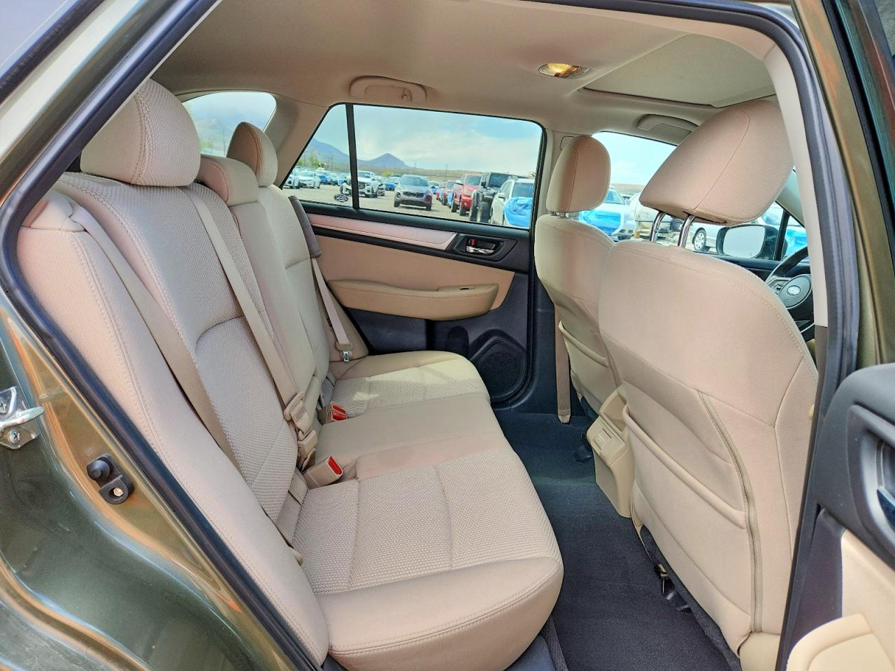 Subaru Outback 2.5i Premium
